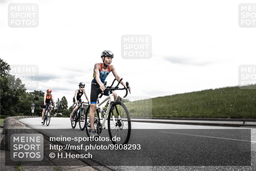 21.06.2026 - 29. Vierlanden-Triathlon H.Heesch http://msf.ph/oto/9908293 21.06.2026 14:43:17 Radfahren 1239, 1254, 1265, 1272, 1284 meine-sportfotos.de