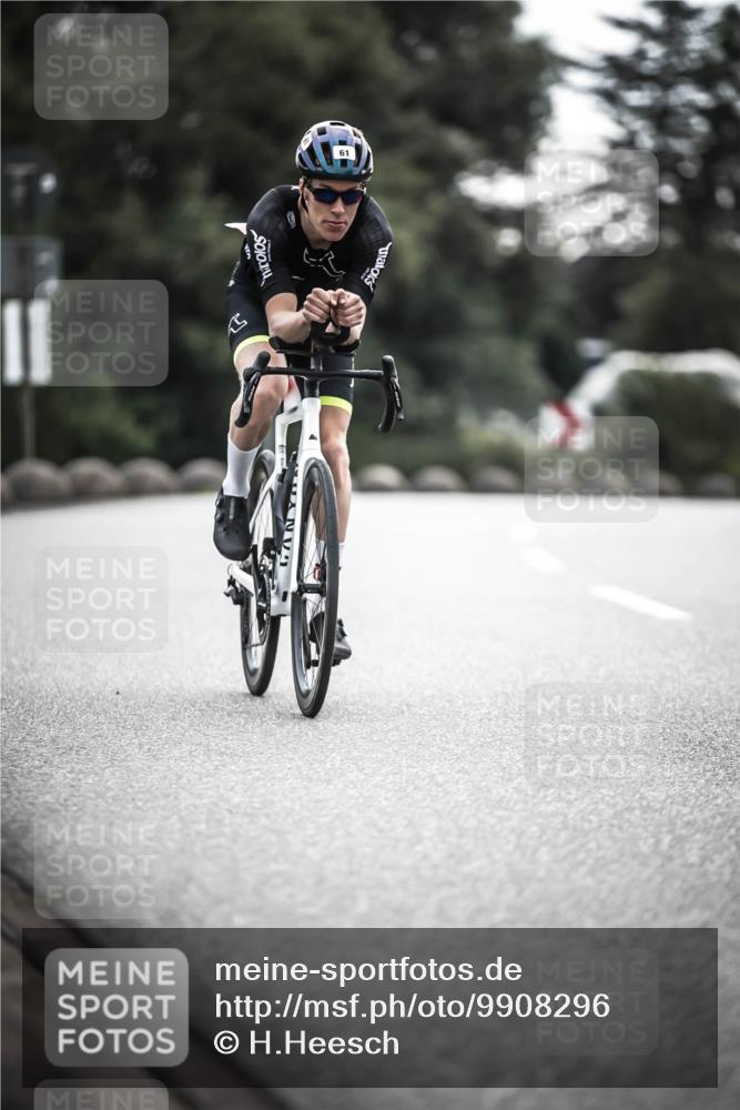 21.06.2026 - 29. Vierlanden-Triathlon H.Heesch http://msf.ph/oto/9908296 21.06.2026 09:24:55 Radfahren 39, 44, 61, 199 meine-sportfotos.de