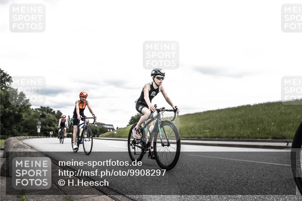 21.06.2026 - 29. Vierlanden-Triathlon H.Heesch http://msf.ph/oto/9908297 21.06.2026 14:43:18 Radfahren 1239, 1265, 1272, 1284 meine-sportfotos.de