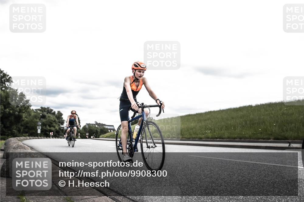 21.06.2026 - 29. Vierlanden-Triathlon H.Heesch http://msf.ph/oto/9908300 21.06.2026 14:43:18 Radfahren 1239, 1265, 1272, 1284 meine-sportfotos.de