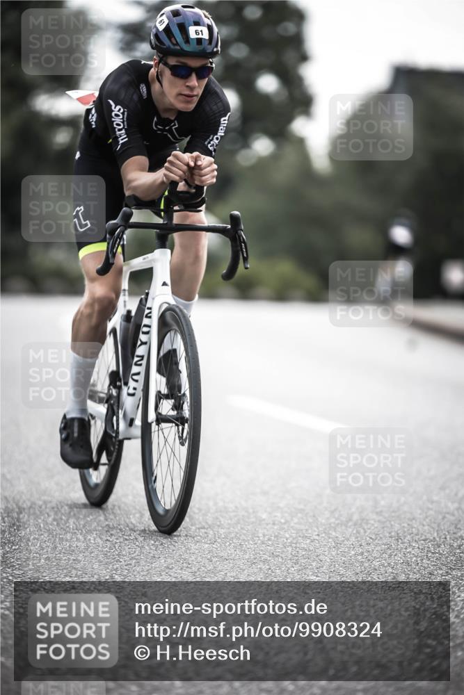 21.06.2026 - 29. Vierlanden-Triathlon H.Heesch http://msf.ph/oto/9908324 21.06.2026 09:24:55 Radfahren 39, 44, 61, 199 meine-sportfotos.de