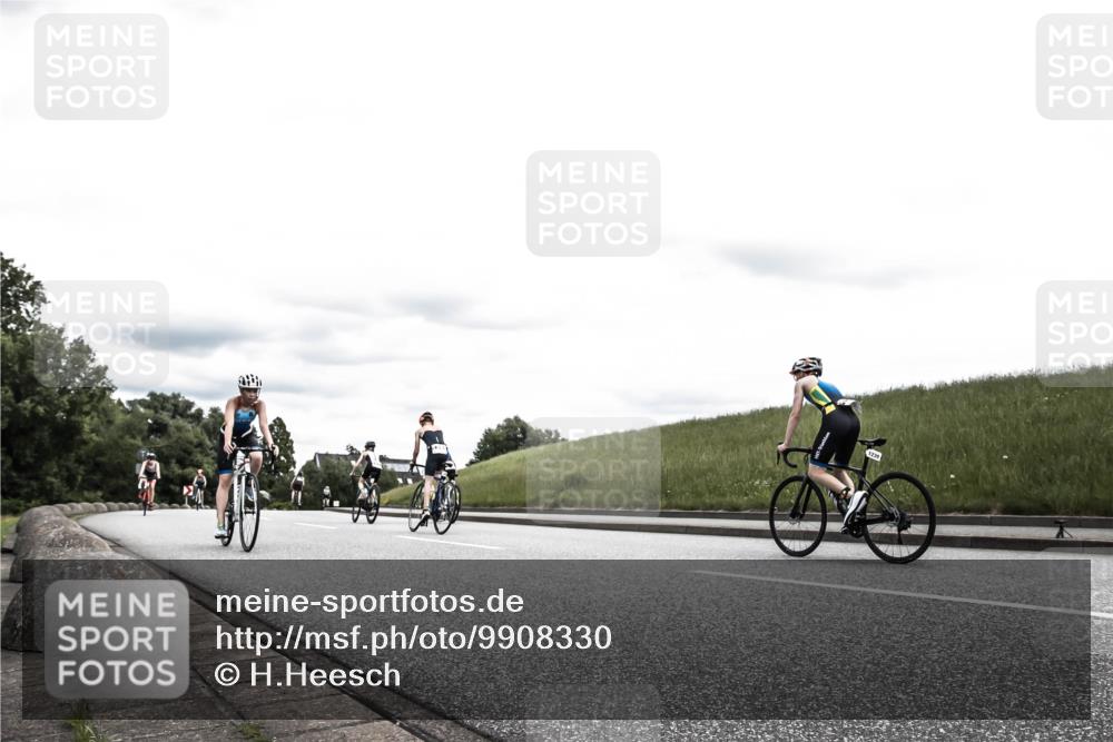 21.06.2026 - 29. Vierlanden-Triathlon H.Heesch http://msf.ph/oto/9908330 21.06.2026 14:43:27 Radfahren 1232, 1262, 1287 meine-sportfotos.de