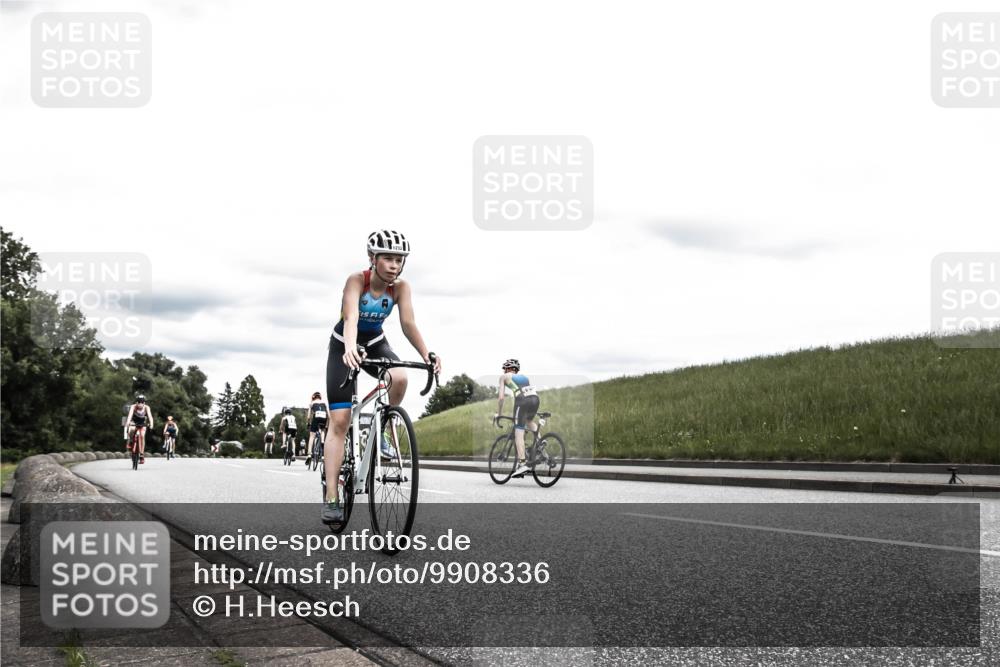 21.06.2026 - 29. Vierlanden-Triathlon H.Heesch http://msf.ph/oto/9908336 21.06.2026 14:43:27 Radfahren 1232, 1262, 1287 meine-sportfotos.de