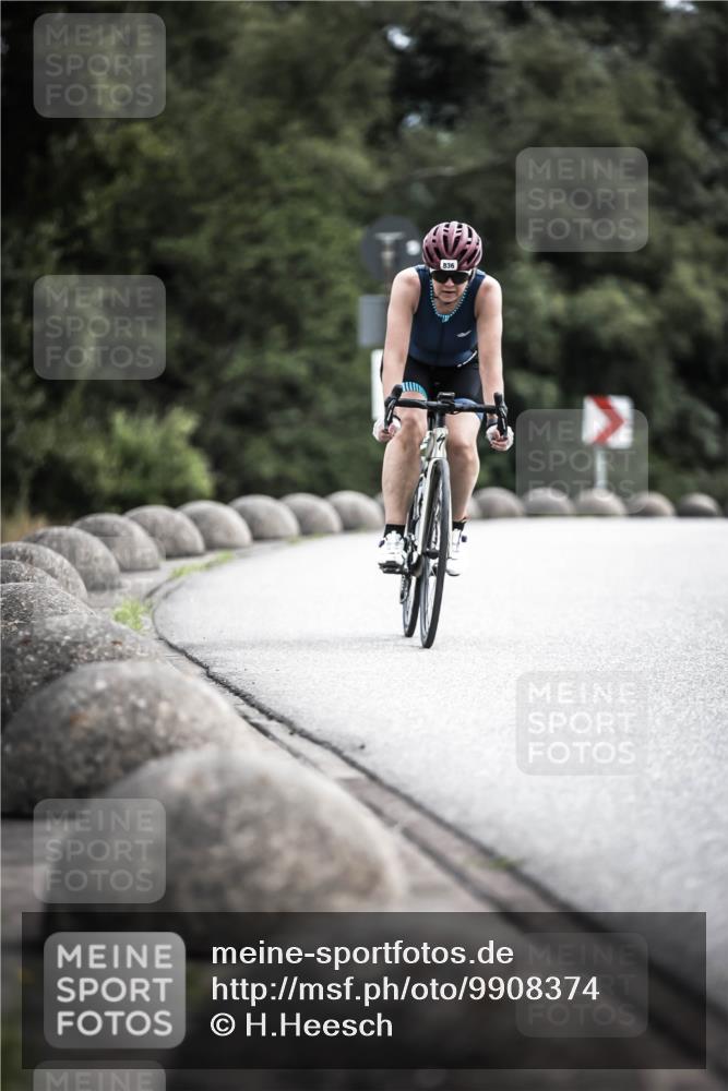 21.06.2026 - 29. Vierlanden-Triathlon H.Heesch http://msf.ph/oto/9908374 21.06.2026 11:51:01 Radfahren 233, 235, 259, 836 meine-sportfotos.de