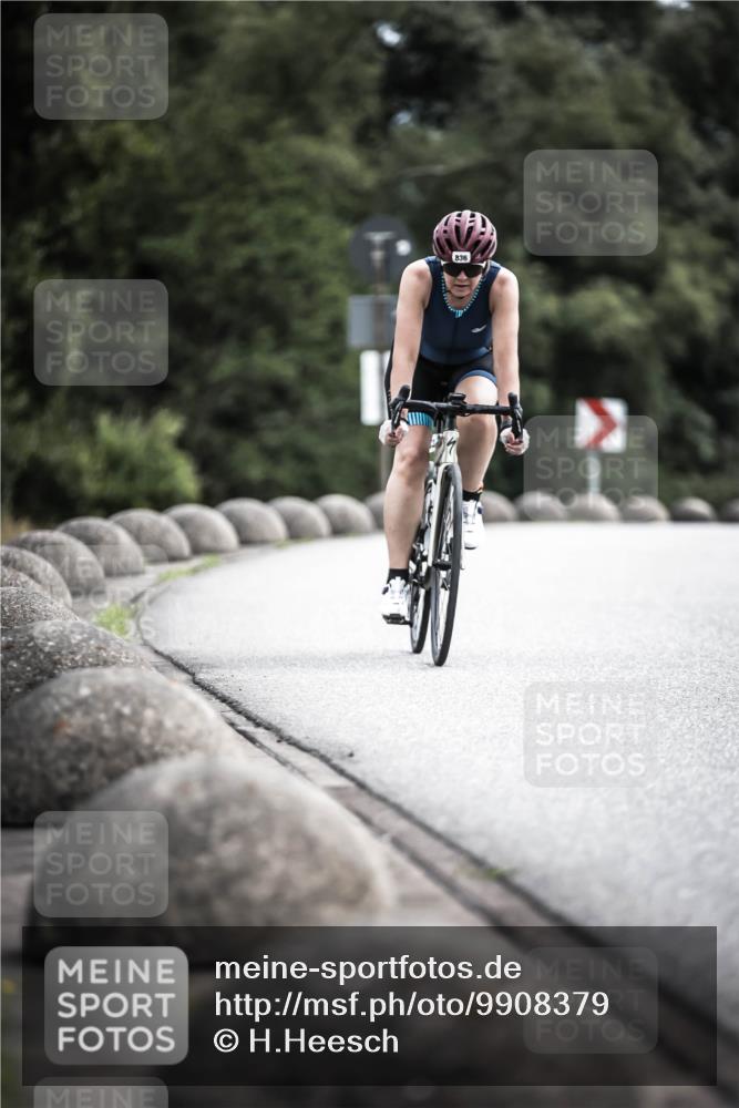 21.06.2026 - 29. Vierlanden-Triathlon H.Heesch http://msf.ph/oto/9908379 21.06.2026 11:51:01 Radfahren 233, 235, 259, 836 meine-sportfotos.de