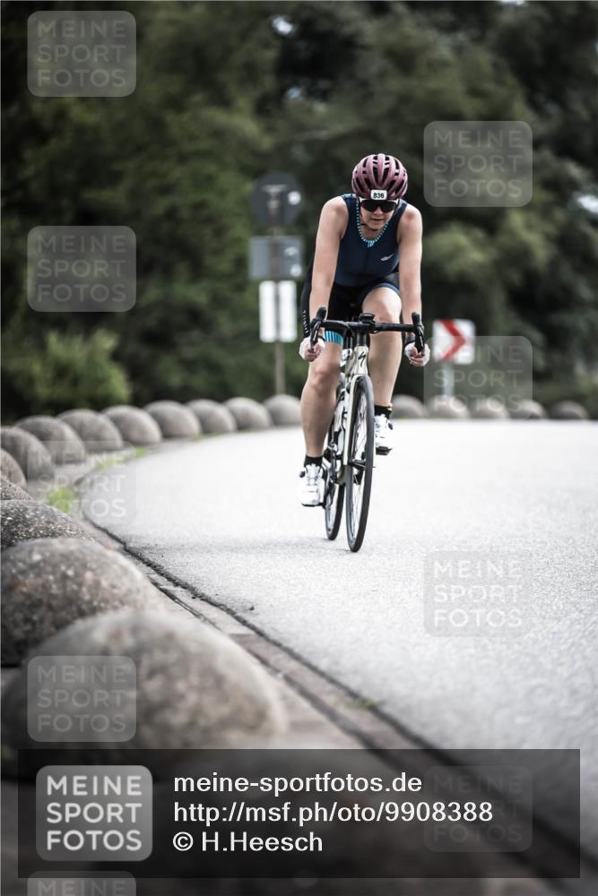 21.06.2026 - 29. Vierlanden-Triathlon H.Heesch http://msf.ph/oto/9908388 21.06.2026 11:51:01 Radfahren 233, 235, 259, 836 meine-sportfotos.de
