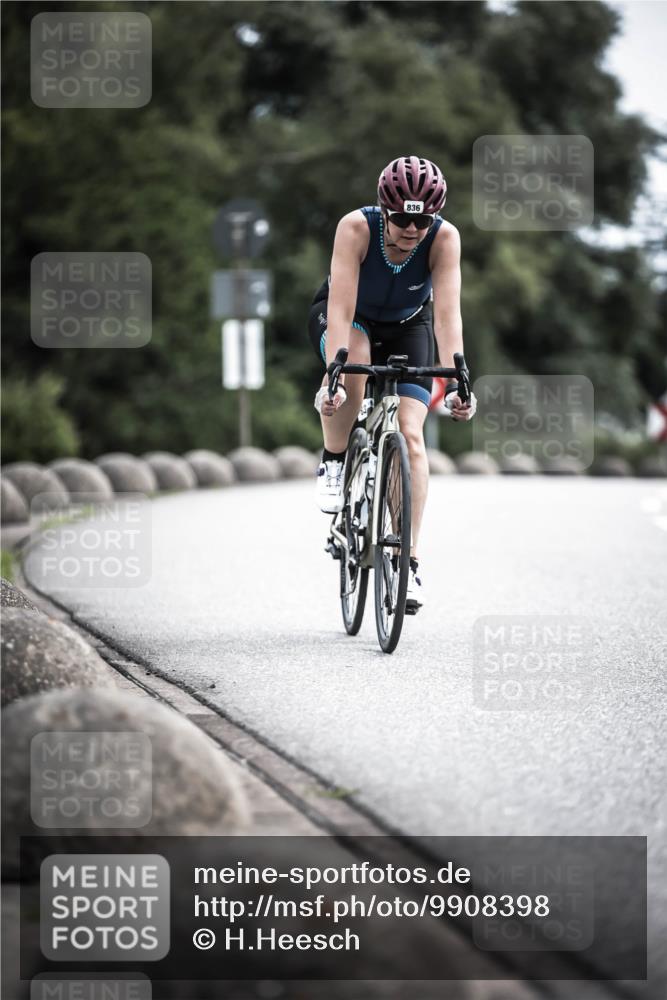 21.06.2026 - 29. Vierlanden-Triathlon H.Heesch http://msf.ph/oto/9908398 21.06.2026 11:51:01 Radfahren 233, 235, 259, 836 meine-sportfotos.de