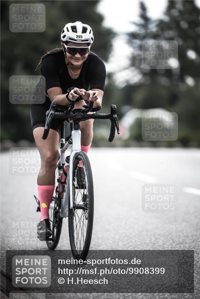 21.06.2026 - 29. Vierlanden-Triathlon H.Heesch http://msf.ph/oto/9908399 21.06.2026 09:25:09 Radfahren 25, 68, 255 meine-sportfotos.de