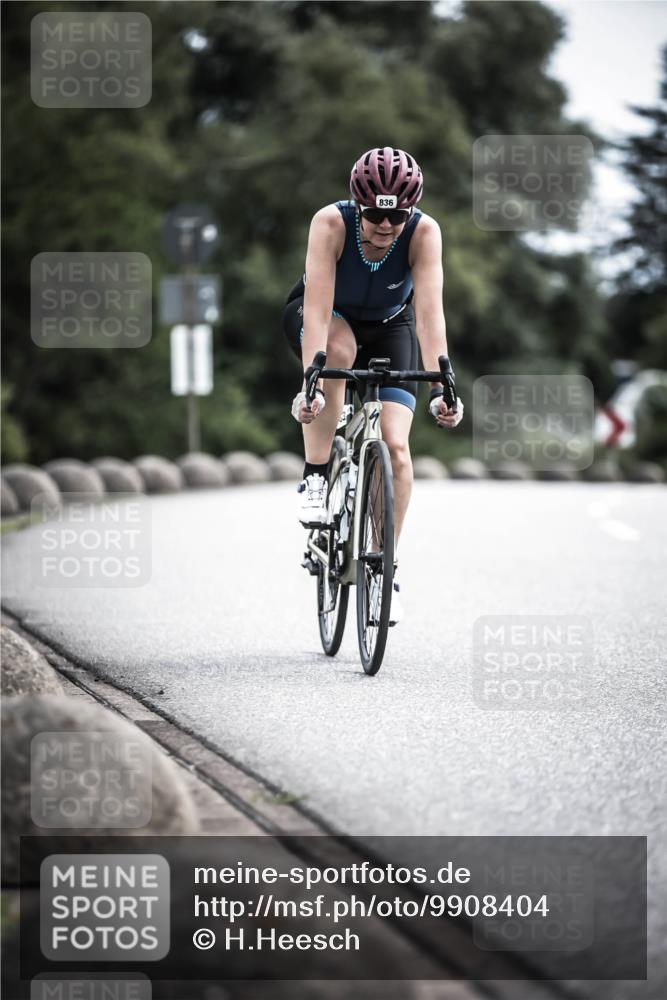 21.06.2026 - 29. Vierlanden-Triathlon H.Heesch http://msf.ph/oto/9908404 21.06.2026 11:51:01 Radfahren 233, 235, 259, 836 meine-sportfotos.de