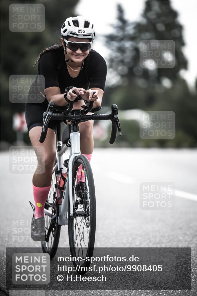 21.06.2026 - 29. Vierlanden-Triathlon H.Heesch http://msf.ph/oto/9908405 21.06.2026 09:25:09 Radfahren 25, 68, 255 meine-sportfotos.de