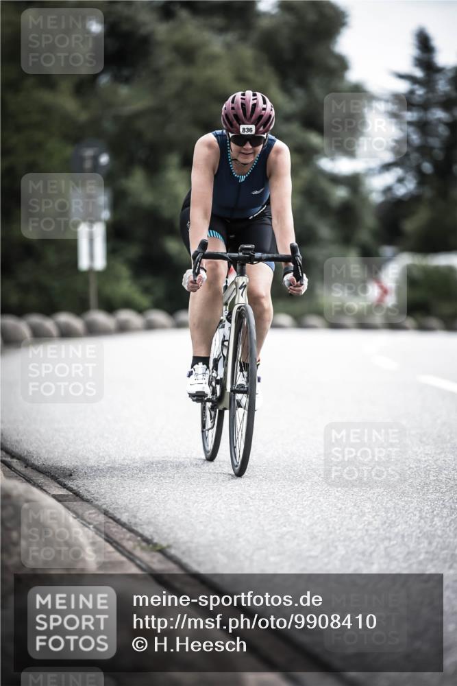 21.06.2026 - 29. Vierlanden-Triathlon H.Heesch http://msf.ph/oto/9908410 21.06.2026 11:51:01 Radfahren 233, 235, 259, 836 meine-sportfotos.de