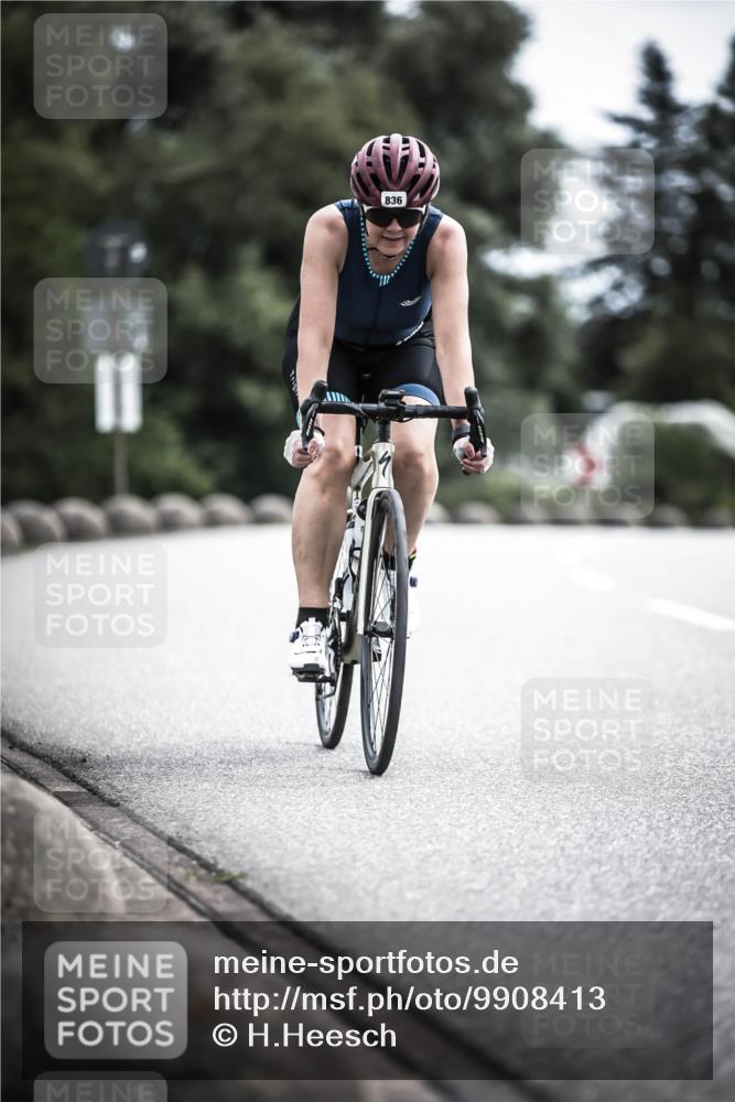 21.06.2026 - 29. Vierlanden-Triathlon H.Heesch http://msf.ph/oto/9908413 21.06.2026 11:51:01 Radfahren 233, 235, 259, 836 meine-sportfotos.de
