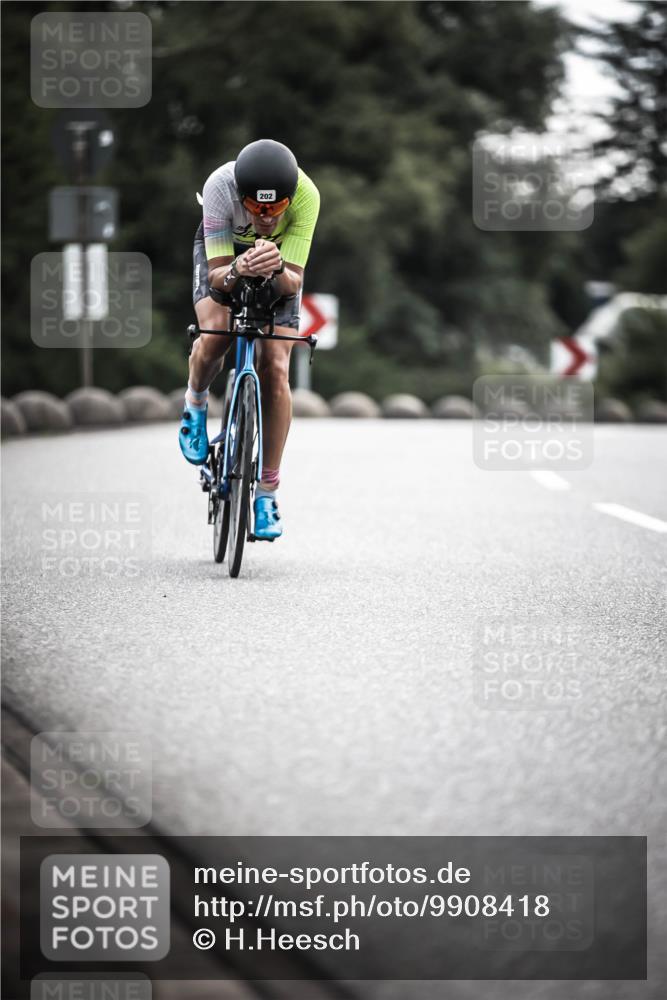 21.06.2026 - 29. Vierlanden-Triathlon H.Heesch http://msf.ph/oto/9908418 21.06.2026 09:25:19 Radfahren 40, 202 meine-sportfotos.de