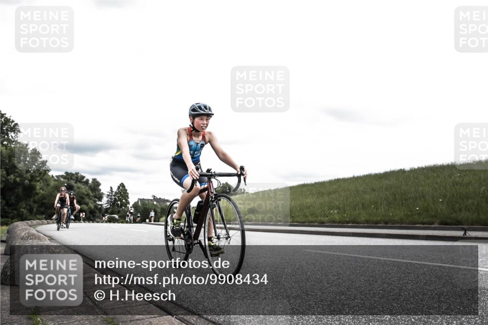 21.06.2026 - 29. Vierlanden-Triathlon H.Heesch http://msf.ph/oto/9908434 21.06.2026 14:43:55 Radfahren 1249, 1273, 1275 meine-sportfotos.de