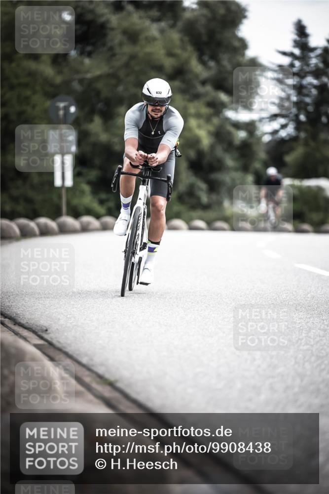 21.06.2026 - 29. Vierlanden-Triathlon H.Heesch http://msf.ph/oto/9908438 21.06.2026 11:51:41 Radfahren 260, 632, 727 meine-sportfotos.de