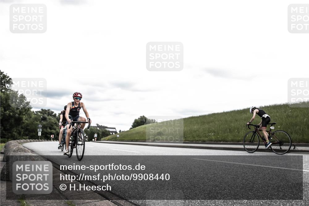 21.06.2026 - 29. Vierlanden-Triathlon H.Heesch http://msf.ph/oto/9908440 21.06.2026 14:43:56 Radfahren 1249, 1273, 1275 meine-sportfotos.de