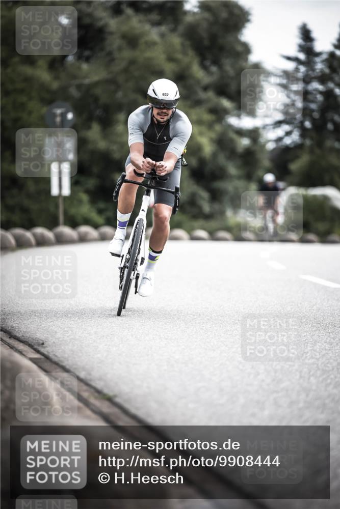 21.06.2026 - 29. Vierlanden-Triathlon H.Heesch http://msf.ph/oto/9908444 21.06.2026 11:51:41 Radfahren 260, 632, 727 meine-sportfotos.de
