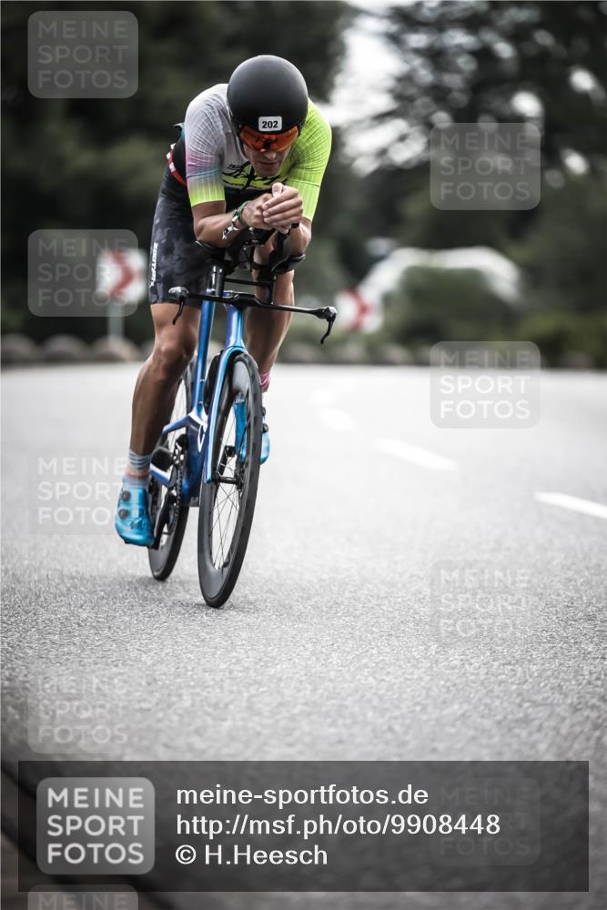 21.06.2026 - 29. Vierlanden-Triathlon H.Heesch http://msf.ph/oto/9908448 21.06.2026 09:25:20 Radfahren 40, 202 meine-sportfotos.de
