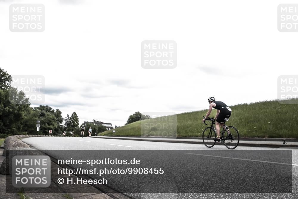 21.06.2026 - 29. Vierlanden-Triathlon H.Heesch http://msf.ph/oto/9908455 21.06.2026 14:44:00 Radfahren  meine-sportfotos.de