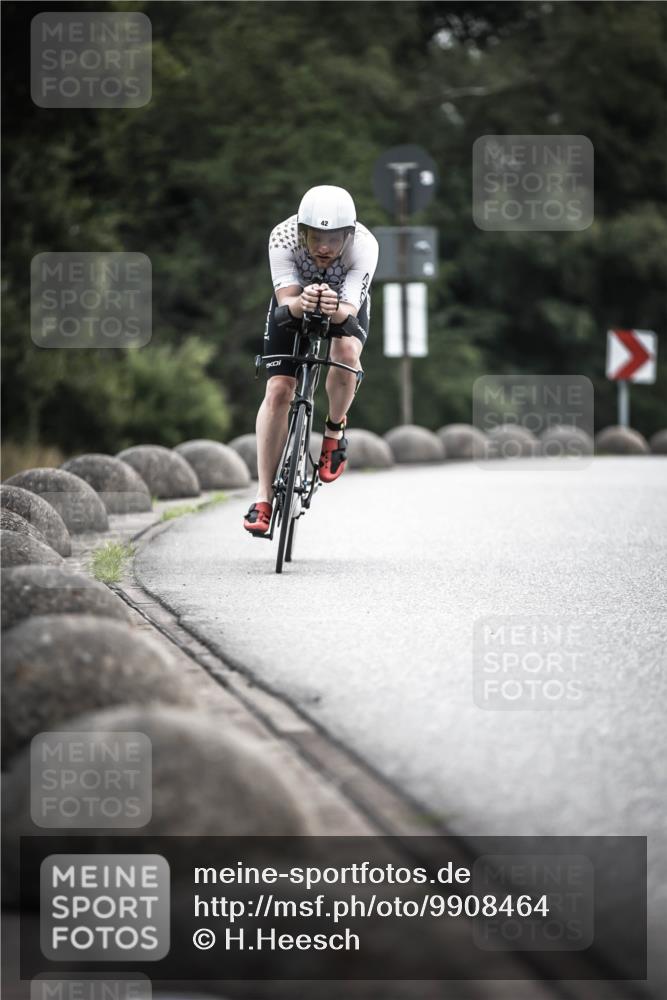 21.06.2026 - 29. Vierlanden-Triathlon H.Heesch http://msf.ph/oto/9908464 21.06.2026 09:25:33 Radfahren 42, 153, 187 meine-sportfotos.de