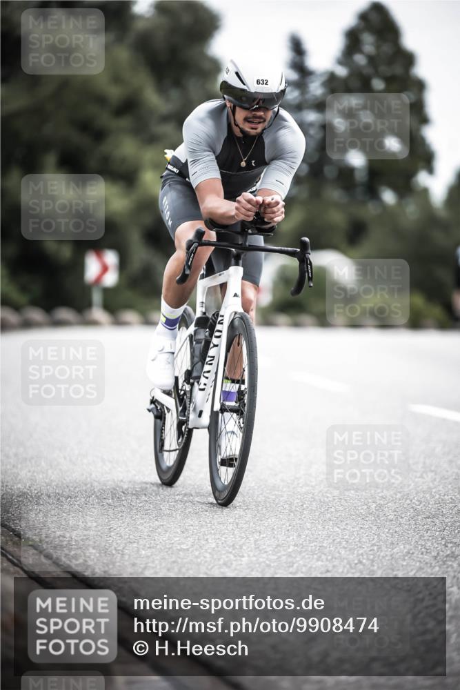 21.06.2026 - 29. Vierlanden-Triathlon H.Heesch http://msf.ph/oto/9908474 21.06.2026 11:51:42 Radfahren 260, 632, 727 meine-sportfotos.de