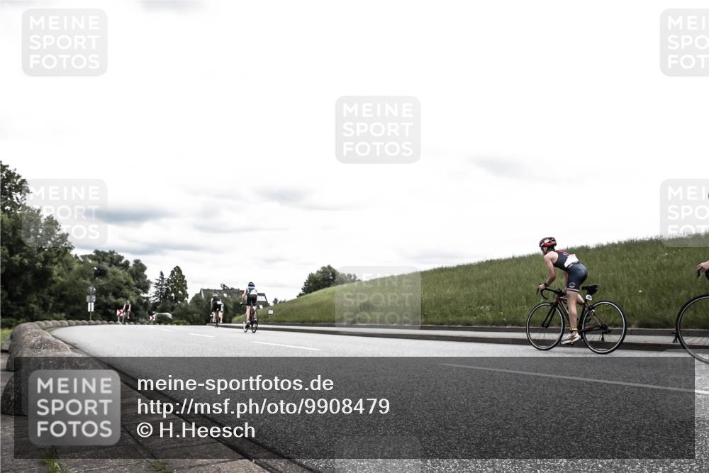 21.06.2026 - 29. Vierlanden-Triathlon H.Heesch http://msf.ph/oto/9908479 21.06.2026 14:44:04 Radfahren 1290 meine-sportfotos.de