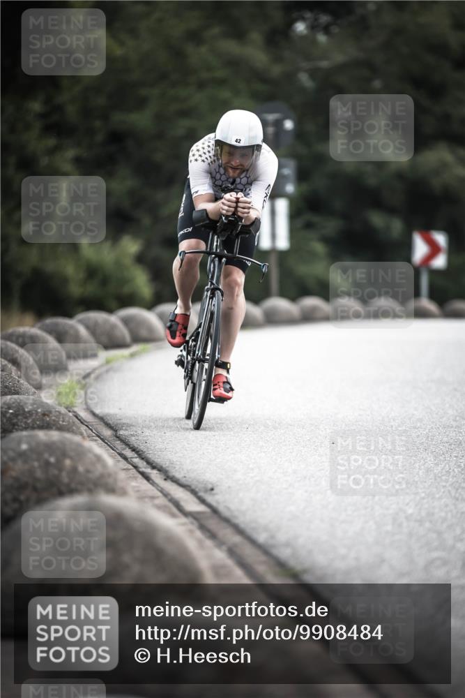 21.06.2026 - 29. Vierlanden-Triathlon H.Heesch http://msf.ph/oto/9908484 21.06.2026 09:25:33 Radfahren 42, 153, 187 meine-sportfotos.de