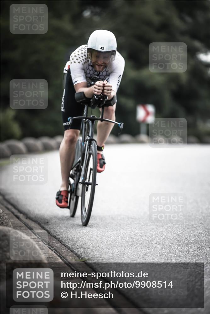 21.06.2026 - 29. Vierlanden-Triathlon H.Heesch http://msf.ph/oto/9908514 21.06.2026 09:25:34 Radfahren 42, 153, 187 meine-sportfotos.de