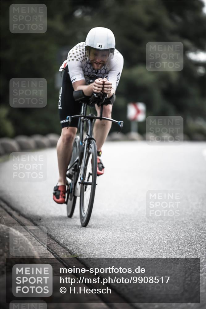 21.06.2026 - 29. Vierlanden-Triathlon H.Heesch http://msf.ph/oto/9908517 21.06.2026 09:25:34 Radfahren 42, 153, 187 meine-sportfotos.de