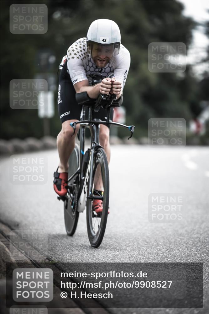 21.06.2026 - 29. Vierlanden-Triathlon H.Heesch http://msf.ph/oto/9908527 21.06.2026 09:25:34 Radfahren 42, 153, 187 meine-sportfotos.de
