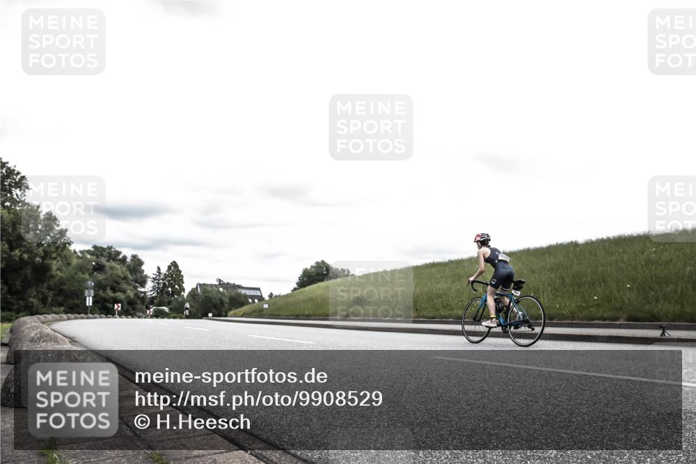 21.06.2026 - 29. Vierlanden-Triathlon H.Heesch http://msf.ph/oto/9908529 21.06.2026 14:44:32 Radfahren  meine-sportfotos.de