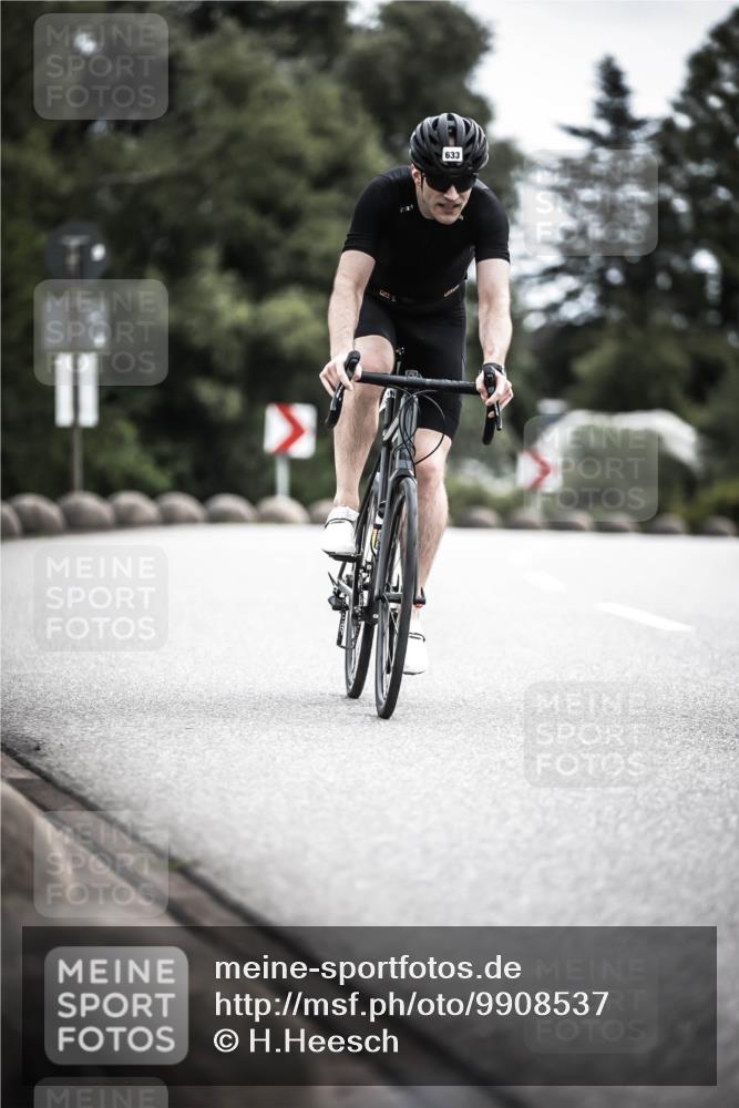 21.06.2026 - 29. Vierlanden-Triathlon H.Heesch http://msf.ph/oto/9908537 21.06.2026 11:51:50 Radfahren 20, 92, 260, 633, 727, 876 meine-sportfotos.de