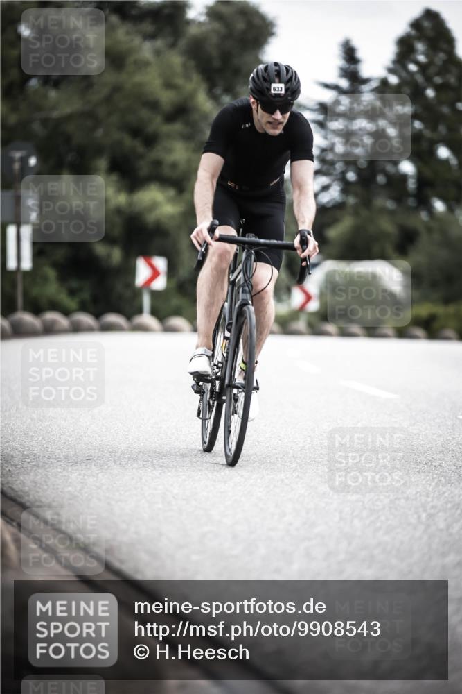 21.06.2026 - 29. Vierlanden-Triathlon H.Heesch http://msf.ph/oto/9908543 21.06.2026 11:51:50 Radfahren 20, 92, 260, 633, 727, 876 meine-sportfotos.de