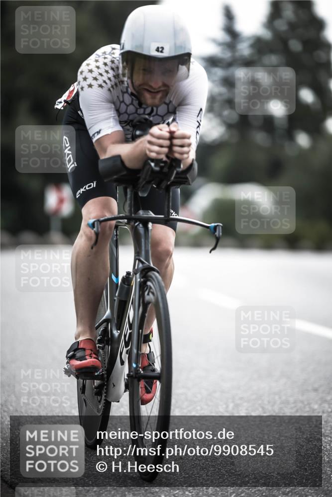 21.06.2026 - 29. Vierlanden-Triathlon H.Heesch http://msf.ph/oto/9908545 21.06.2026 09:25:34 Radfahren 42, 153, 187 meine-sportfotos.de