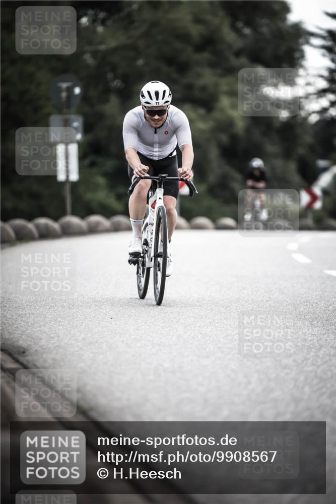 21.06.2026 - 29. Vierlanden-Triathlon H.Heesch http://msf.ph/oto/9908567 21.06.2026 09:25:55 Radfahren 72, 294 meine-sportfotos.de