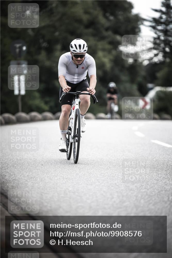21.06.2026 - 29. Vierlanden-Triathlon H.Heesch http://msf.ph/oto/9908576 21.06.2026 09:25:55 Radfahren 72, 294 meine-sportfotos.de