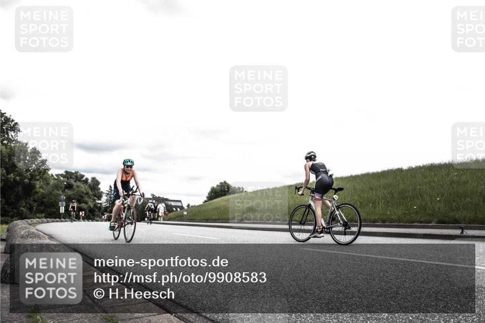 21.06.2026 - 29. Vierlanden-Triathlon H.Heesch http://msf.ph/oto/9908583 21.06.2026 14:45:48 Radfahren 1253, 1255, 1294 meine-sportfotos.de