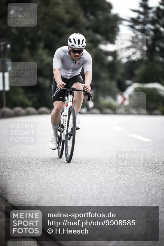 21.06.2026 - 29. Vierlanden-Triathlon H.Heesch http://msf.ph/oto/9908585 21.06.2026 09:25:56 Radfahren 72, 294 meine-sportfotos.de