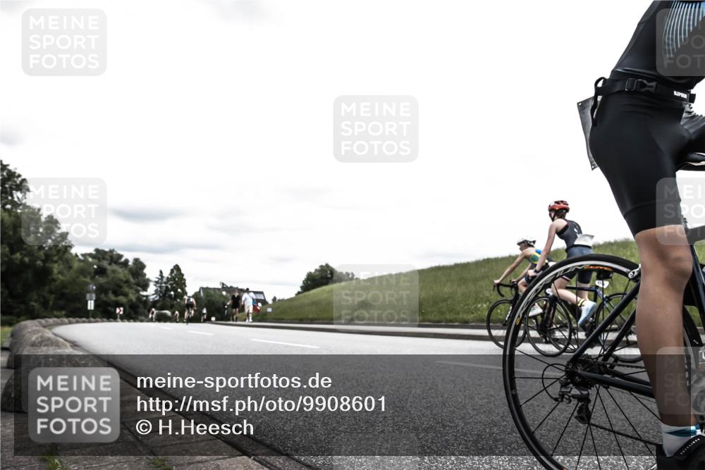 21.06.2026 - 29. Vierlanden-Triathlon H.Heesch http://msf.ph/oto/9908601 21.06.2026 14:45:52 Radfahren 1253, 1255 meine-sportfotos.de