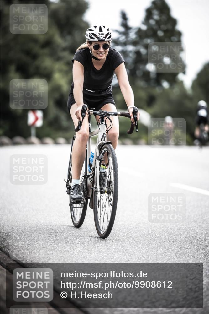 21.06.2026 - 29. Vierlanden-Triathlon H.Heesch http://msf.ph/oto/9908612 21.06.2026 11:52:03 Radfahren 249, 717, 755 meine-sportfotos.de