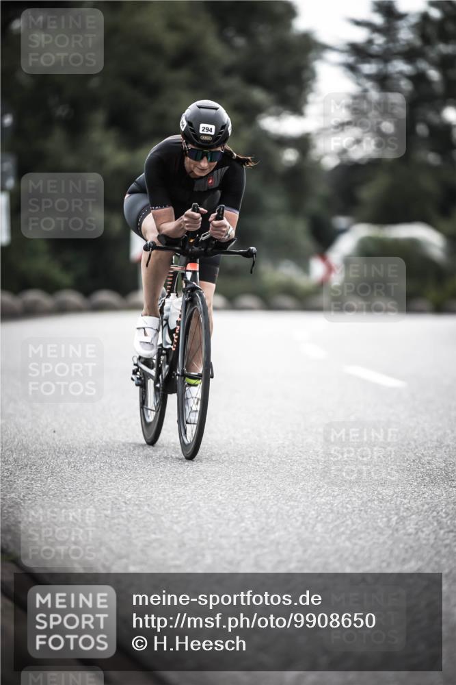21.06.2026 - 29. Vierlanden-Triathlon H.Heesch http://msf.ph/oto/9908650 21.06.2026 09:26:00 Radfahren 294 meine-sportfotos.de