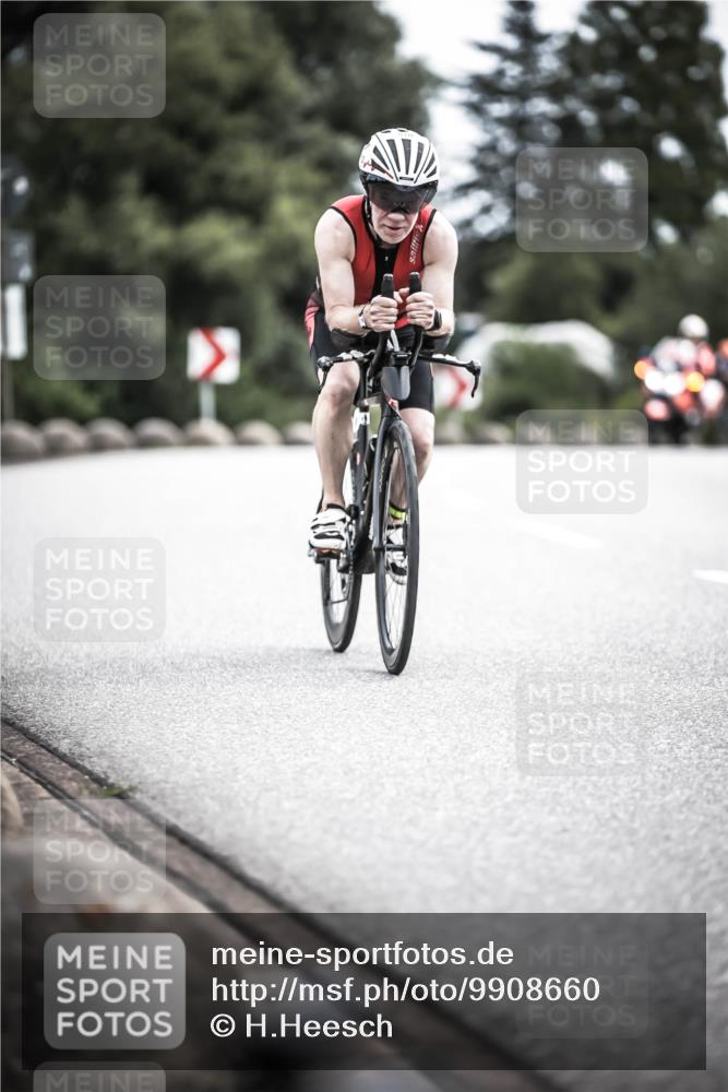 21.06.2026 - 29. Vierlanden-Triathlon H.Heesch http://msf.ph/oto/9908660 21.06.2026 11:52:11 Radfahren 805, 810 meine-sportfotos.de