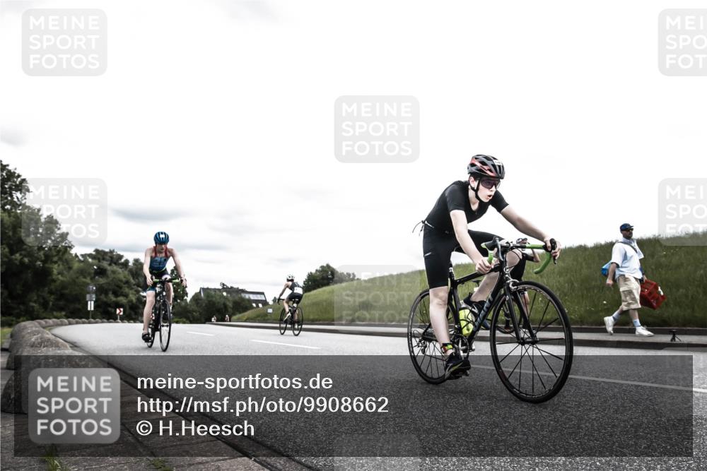 21.06.2026 - 29. Vierlanden-Triathlon H.Heesch http://msf.ph/oto/9908662 21.06.2026 14:46:10 Radfahren 1234, 1244 meine-sportfotos.de