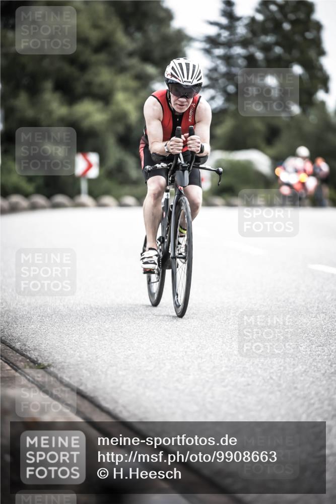 21.06.2026 - 29. Vierlanden-Triathlon H.Heesch http://msf.ph/oto/9908663 21.06.2026 11:52:11 Radfahren 805, 810 meine-sportfotos.de