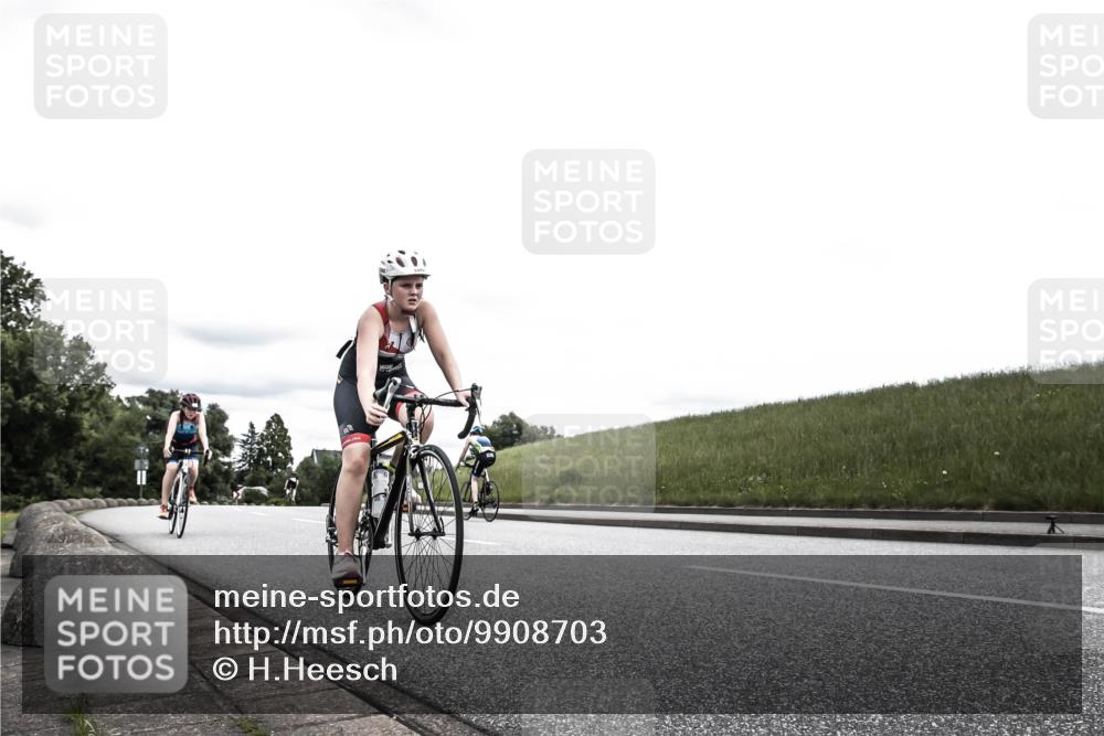21.06.2026 - 29. Vierlanden-Triathlon H.Heesch http://msf.ph/oto/9908703 21.06.2026 14:46:22 Radfahren 1242, 1259, 1264 meine-sportfotos.de