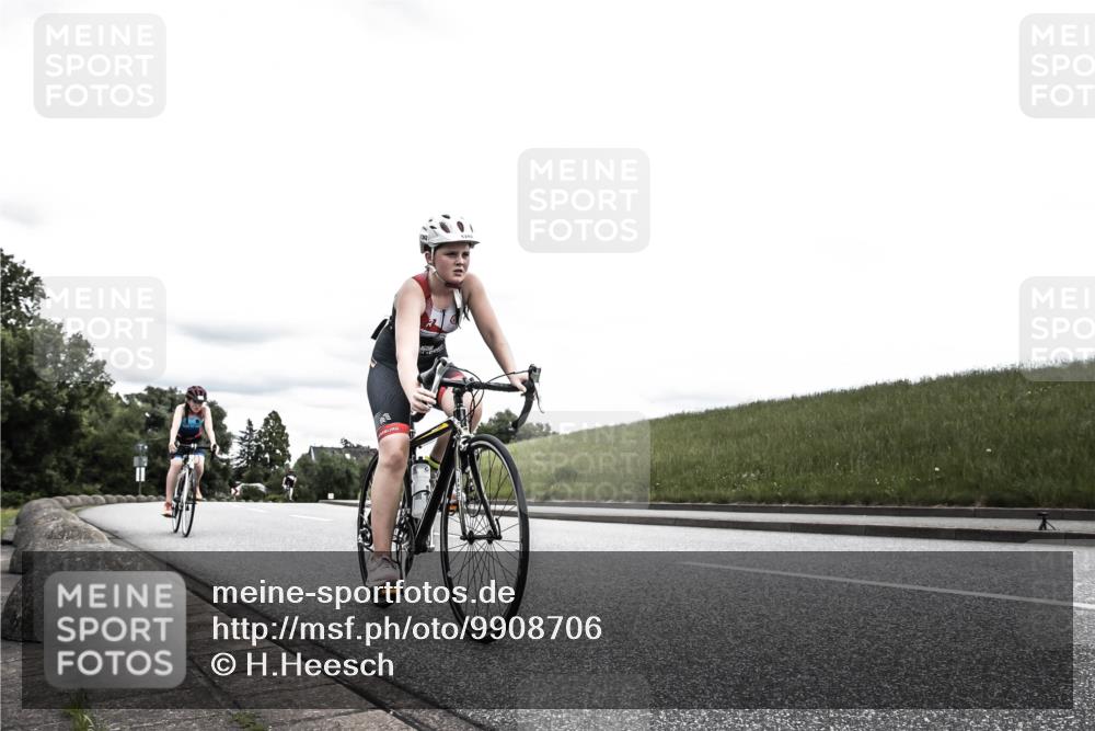 21.06.2026 - 29. Vierlanden-Triathlon H.Heesch http://msf.ph/oto/9908706 21.06.2026 14:46:22 Radfahren 1242, 1259, 1264 meine-sportfotos.de