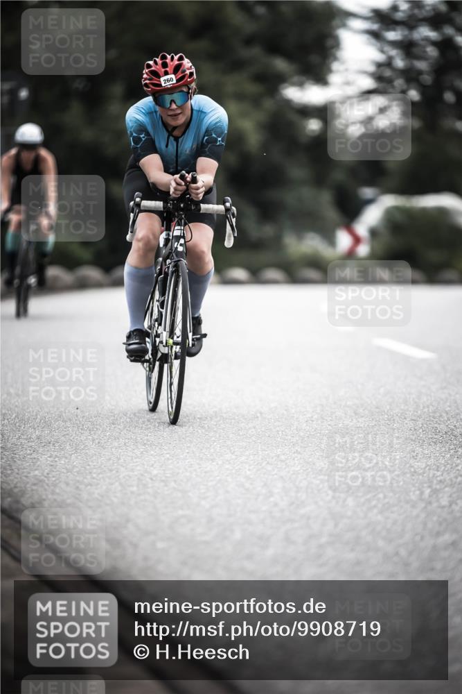 21.06.2026 - 29. Vierlanden-Triathlon H.Heesch http://msf.ph/oto/9908719 21.06.2026 09:26:08 Radfahren 51, 160, 235, 260 meine-sportfotos.de