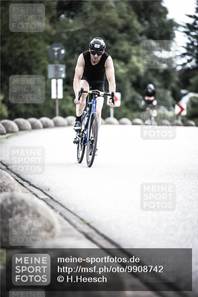 21.06.2026 - 29. Vierlanden-Triathlon H.Heesch http://msf.ph/oto/9908742 21.06.2026 11:52:23 Radfahren 628, 731, 763, 896 meine-sportfotos.de