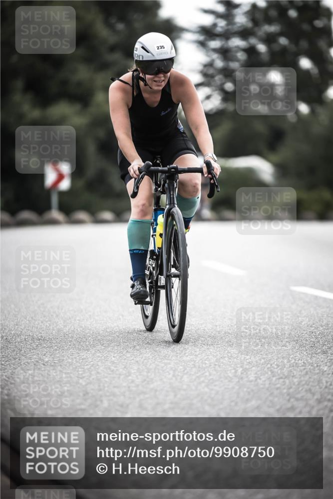 21.06.2026 - 29. Vierlanden-Triathlon H.Heesch http://msf.ph/oto/9908750 21.06.2026 09:26:11 Radfahren 51, 160, 235, 260 meine-sportfotos.de