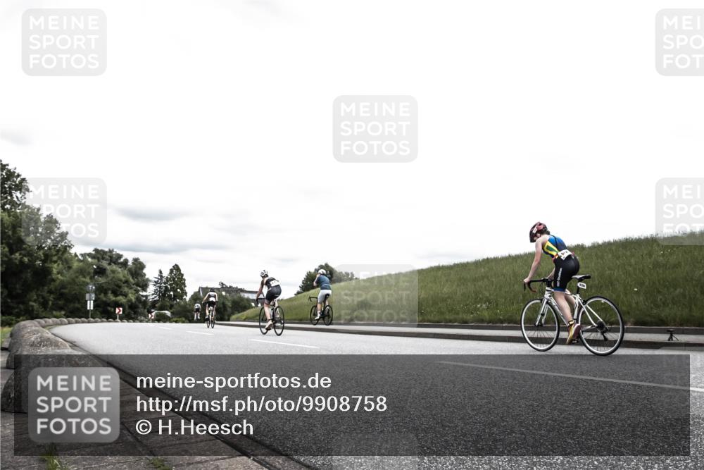 21.06.2026 - 29. Vierlanden-Triathlon H.Heesch http://msf.ph/oto/9908758 21.06.2026 14:46:33 Radfahren  meine-sportfotos.de